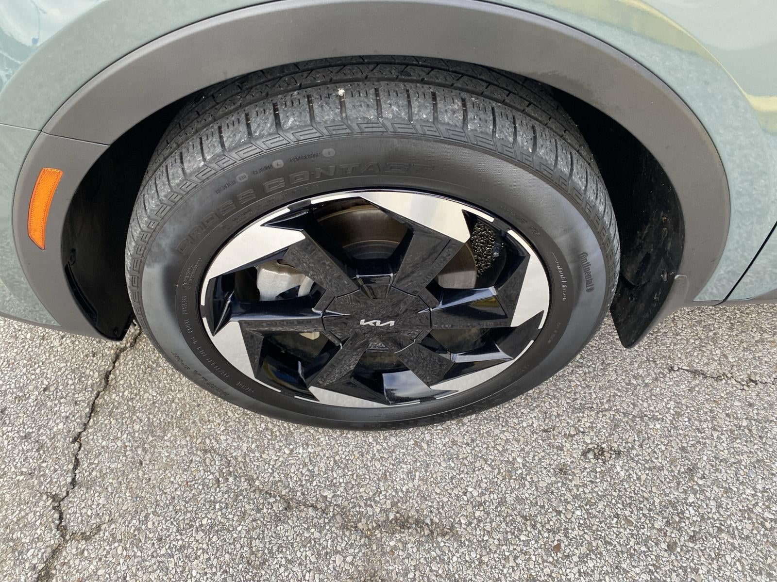 2025 Kia SORENTO HYBRID SUV