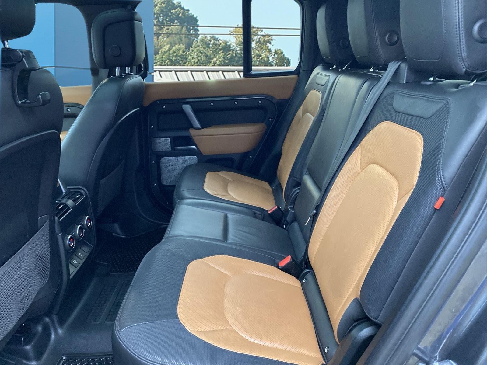 2024 Land Rover Defender X-Dynamic SE