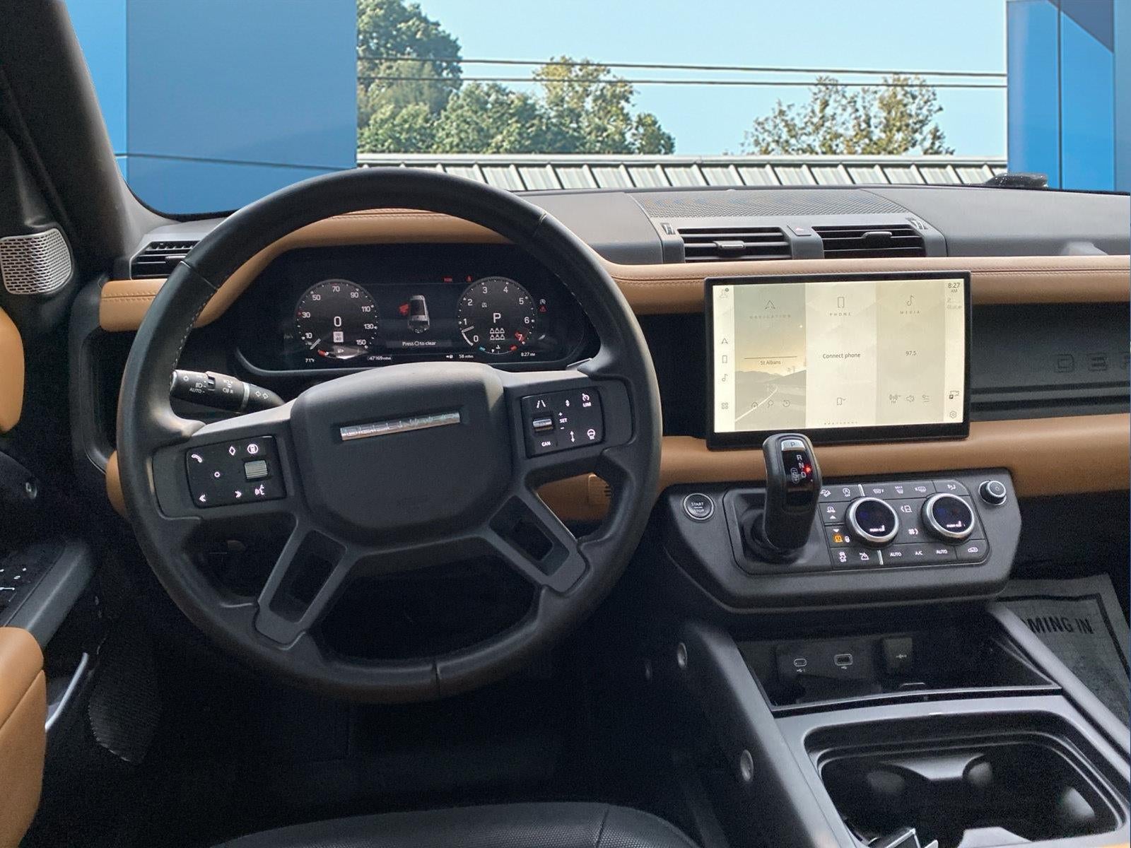 2024 Land Rover Defender X-Dynamic SE
