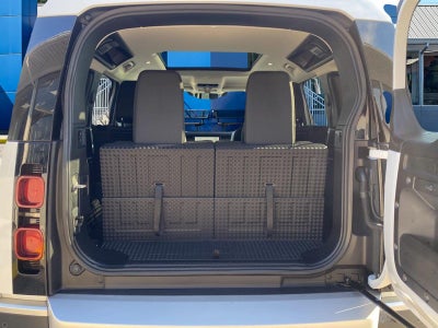 2024 Land Rover Defender S