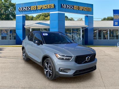 2021 Volvo XC40 R-Design