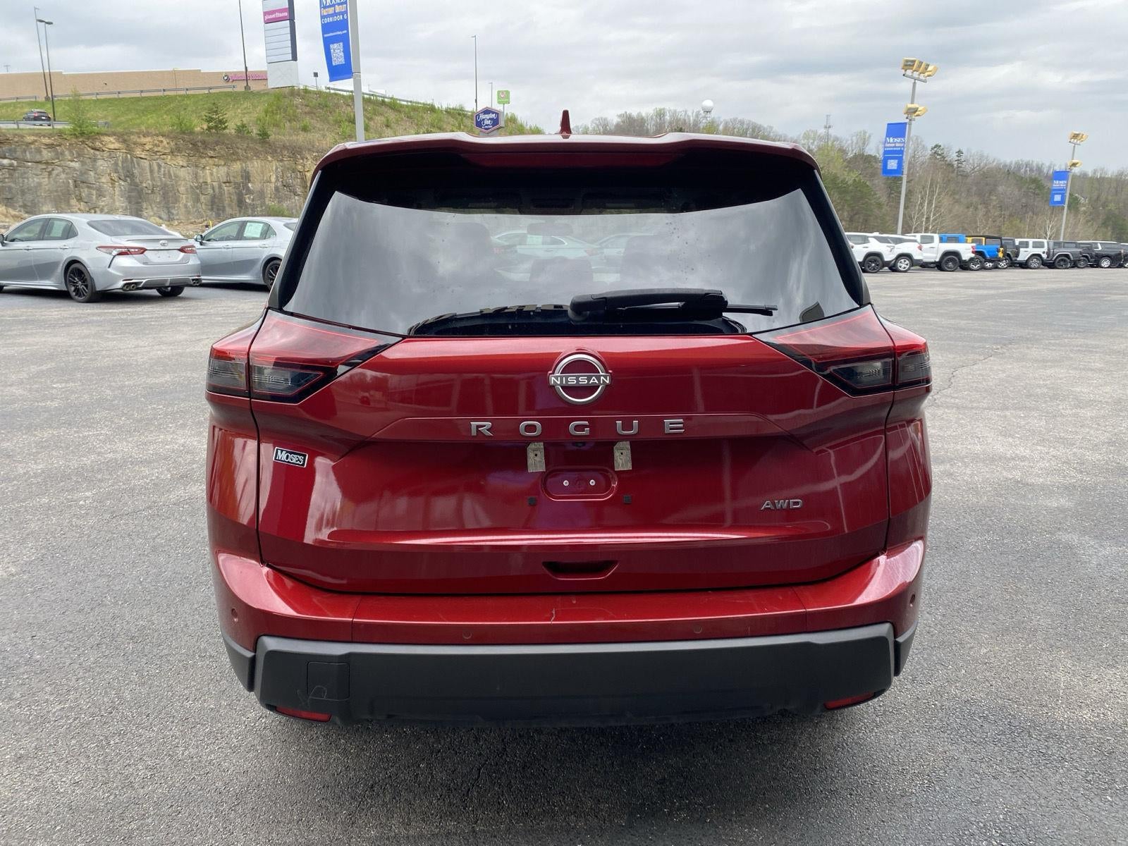 2025 Nissan Rogue SV