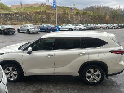 2021 Toyota Highlander LE