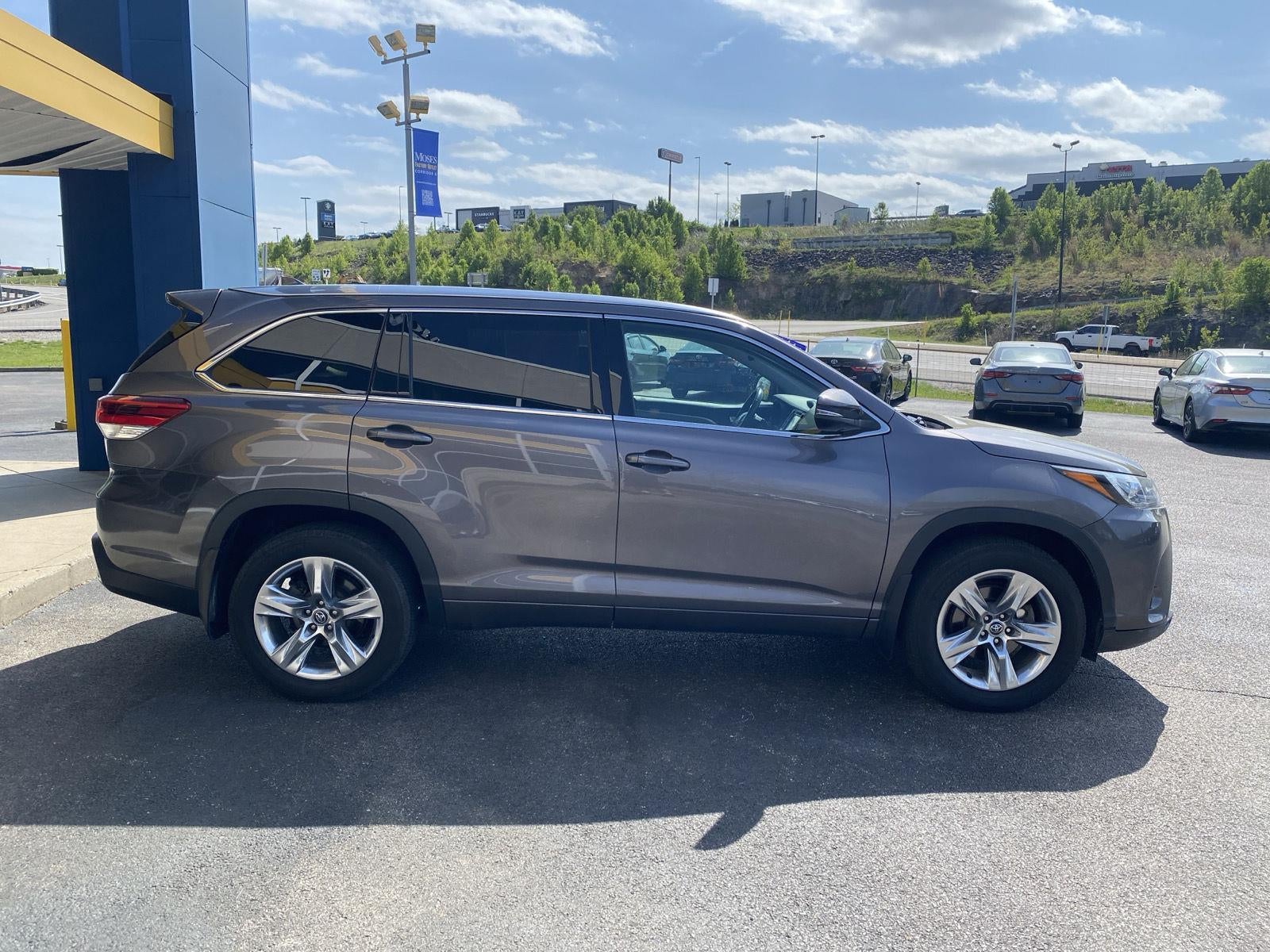 2017 Toyota Highlander Limited