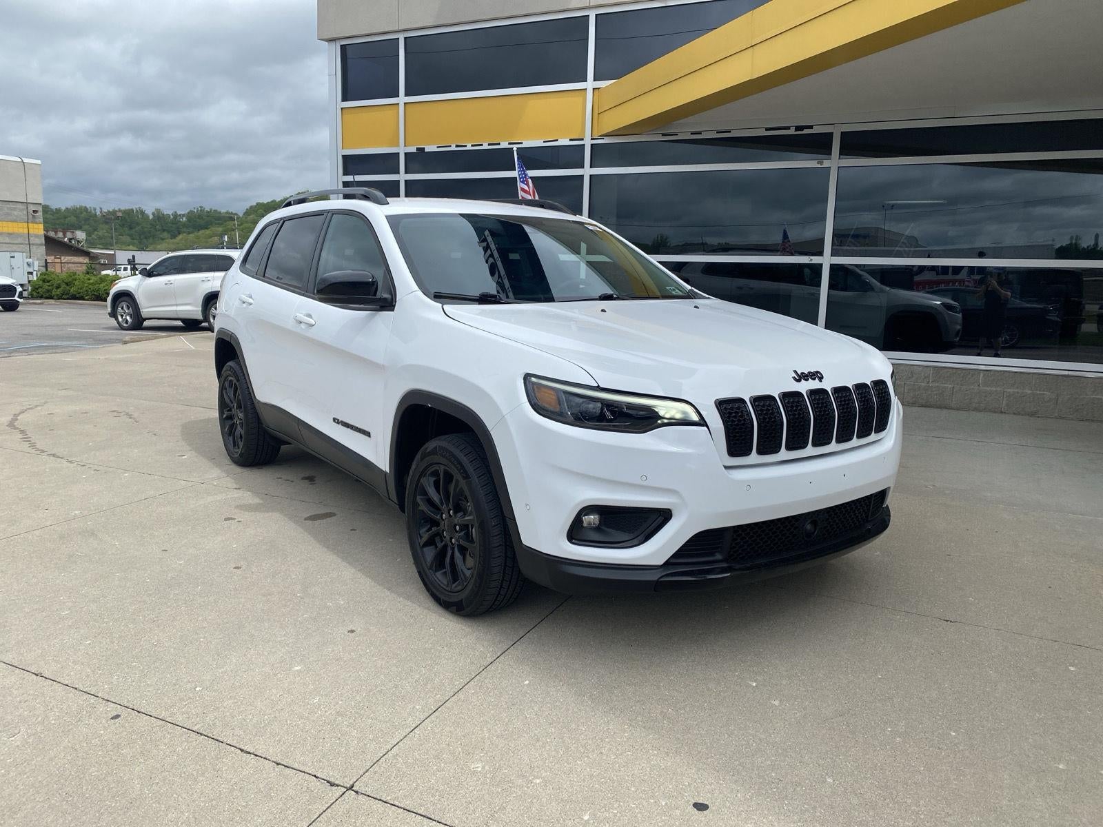 2023 Jeep Cherokee Altitude Lux