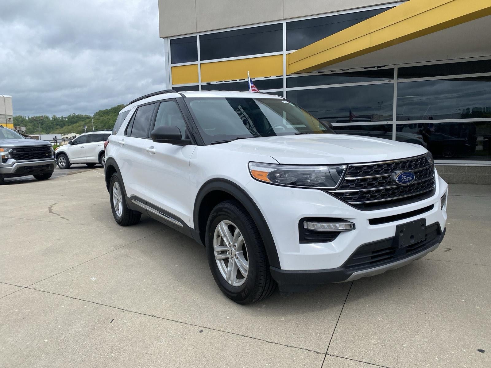 2024 Ford Explorer XLT
